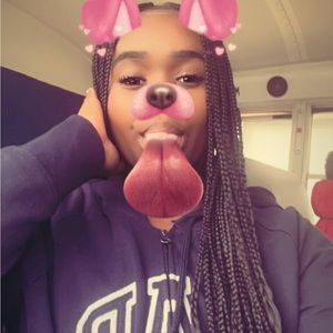 Meet your Posher, Kortney